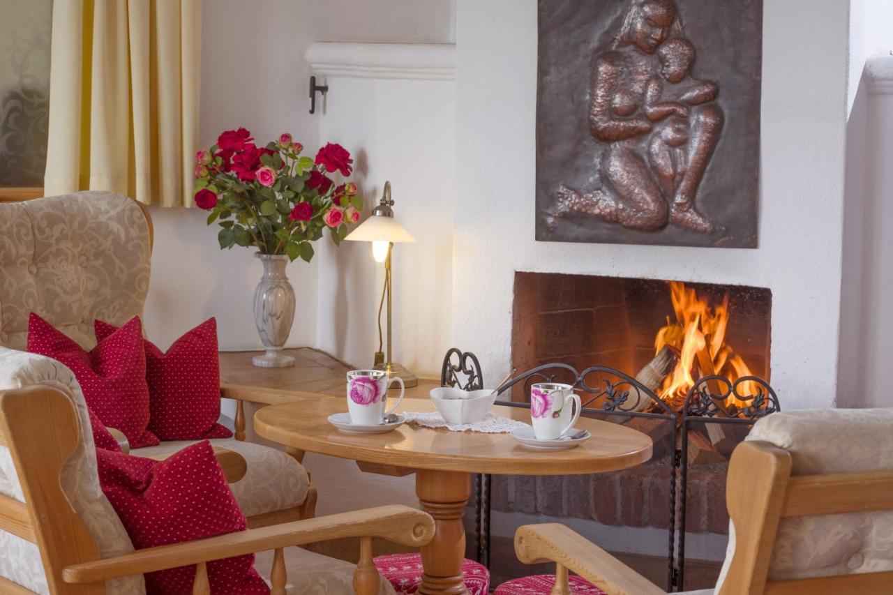Gartenhotel Rosenhof Bei Kitzbuehel โอแบร์นดอร์ฟ อิน ทิโรล ภายนอก รูปภาพ